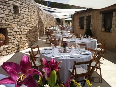 OLLE SERVEIS - PENEDÈS OR EVENTS presta servicio en la subcategoría de Catering bodas en Barcelona