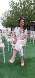 Blanca y Radiante presta servicio en la subcategoría de Maestros de Ceremonias, Oficiantes y Presentadores en Madrid