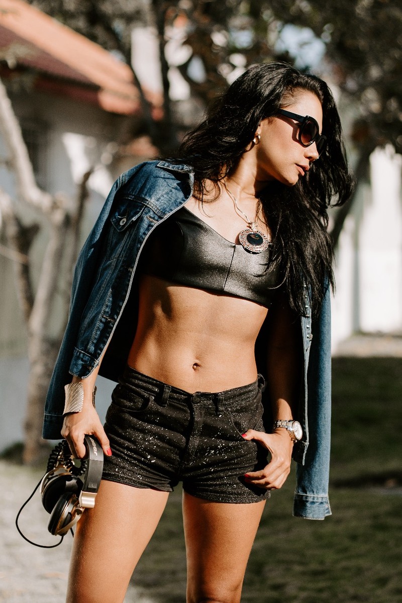 DJ Karo Gomez presta servicio en la subcategoría de  en 