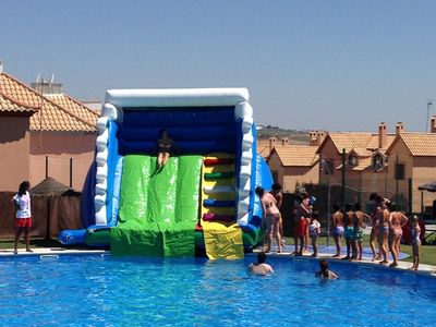 Spartylandia presta servicio en la subcategoría de Animadores infantiles en Sevilla