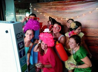 Don Fotomatón Galicia presta servicio en la subcategoría de Fotomatón y Photocall en A Coruña