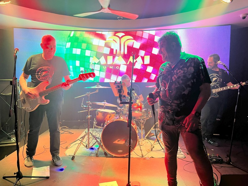 The Mentes presta servicio en la subcategoría de  en 