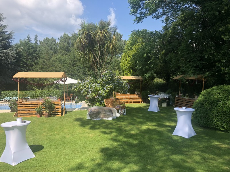 Xantares Catering presta servicio en la subcategoría de  en 