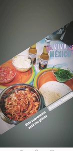 DILE SI EVENTOS presta servicio en la subcategoría de Catering en Cádiz