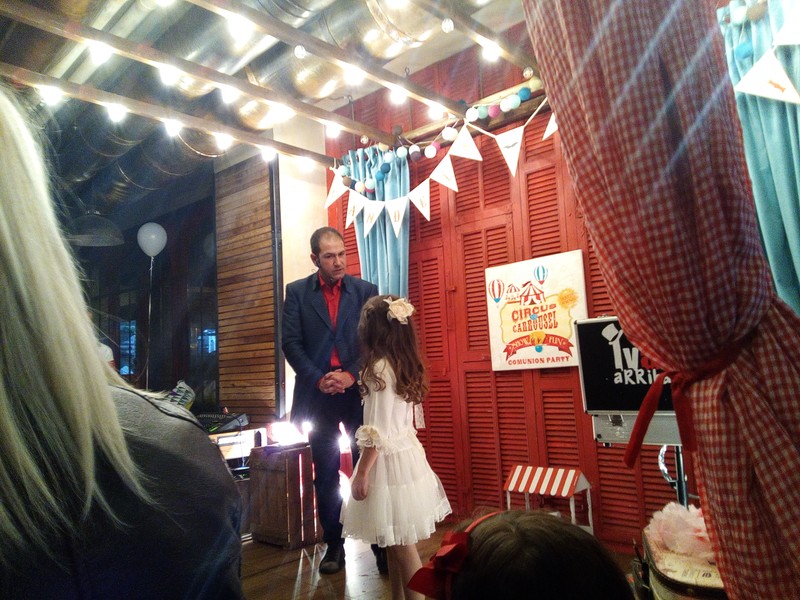 Mago Iván Arribas presta servicio en la subcategoría de  en 