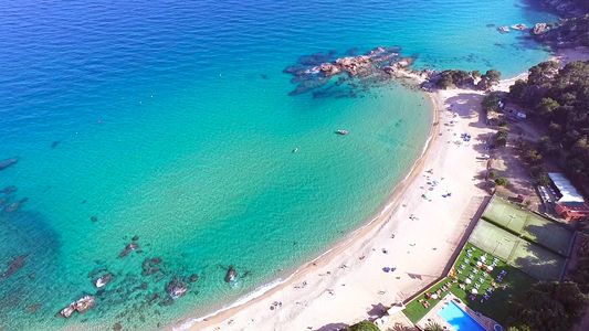 Dronefels presta servicio en la subcategoría de Video y fotografía con drones en Barcelona