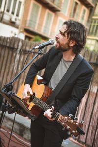 ANITA & VÍCTOR MUSIC DUET presta servicio en la subcategoría de Grupos de Rock y Pop en Barcelona