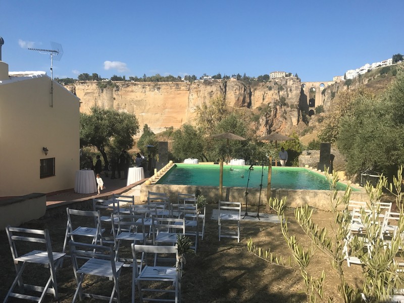 Medinilla Catering presta servicio en la subcategoría de  en 