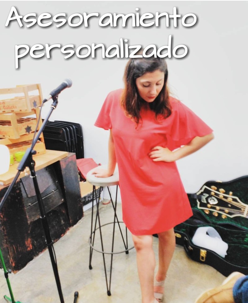 Carla Romalde, música en directo presta servicio en la subcategoría de  en 