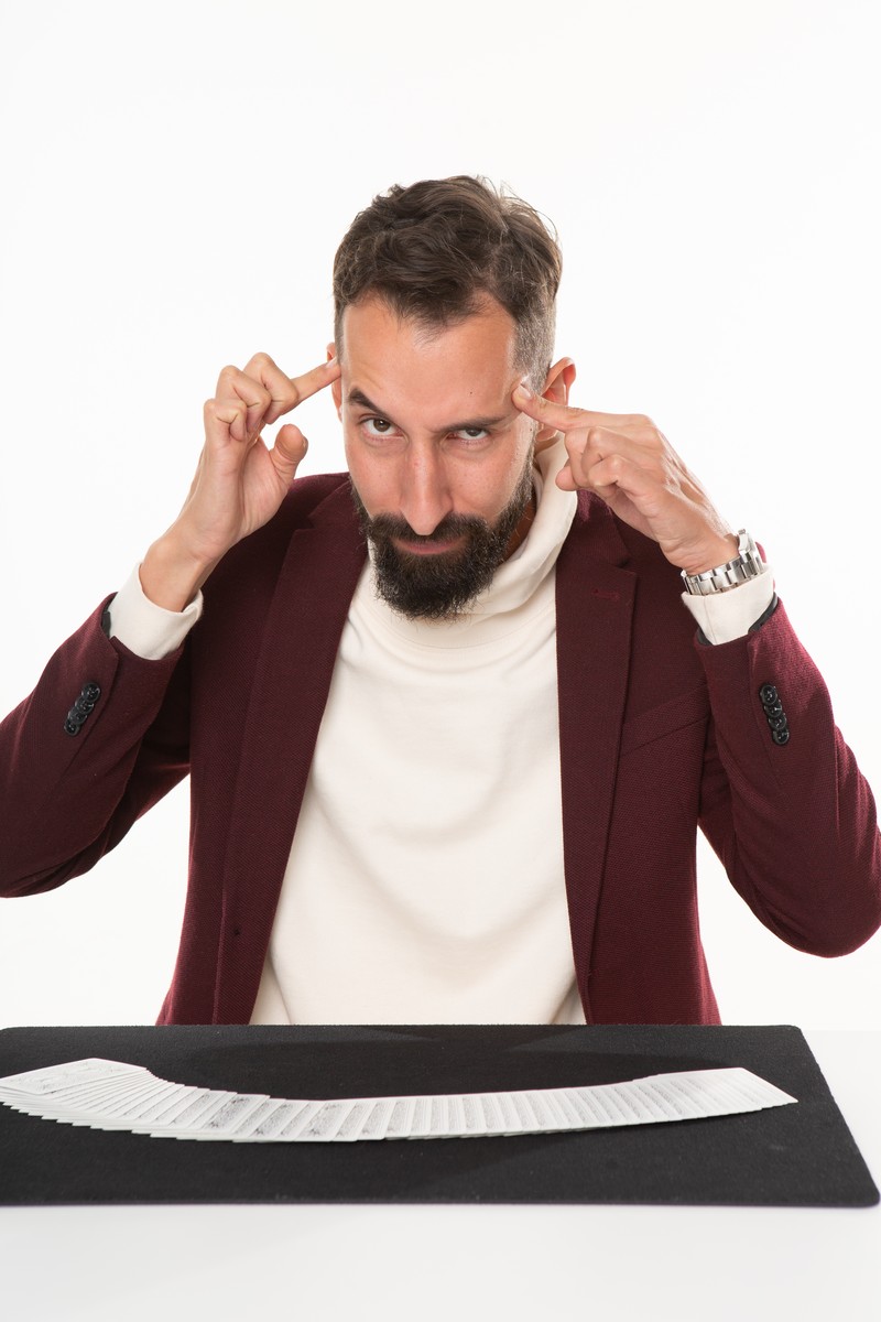 Show de Magia y Mentalismo presta servicio en la subcategoría de  en 