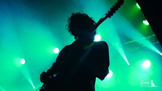 Salva Benítez, Guitarrista Profesional presta servicio en la subcategoría de Grupos de Rock y Pop en Málaga