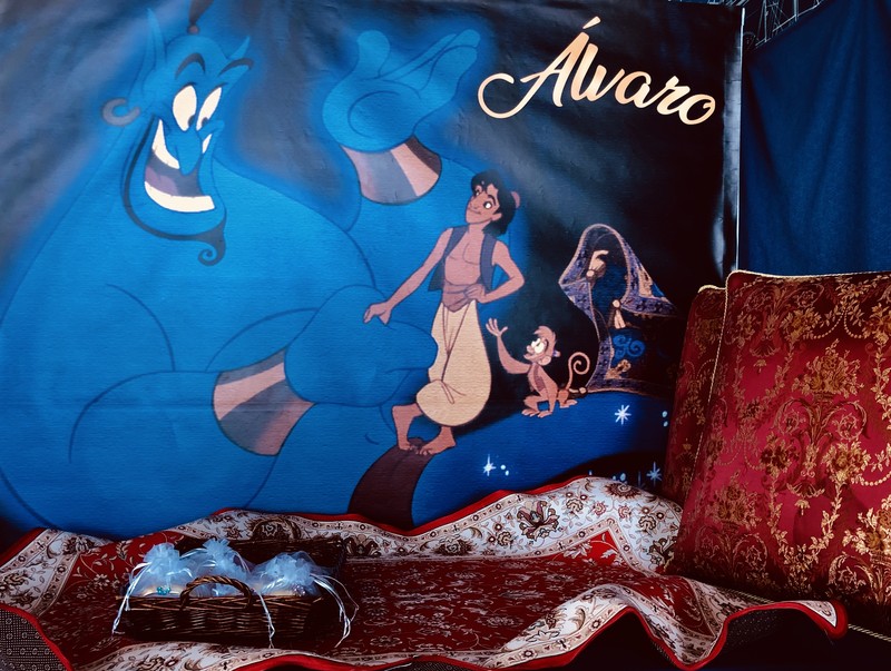 Flash Foto Fotomatón presta servicio en la subcategoría de  en 