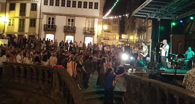 Los Mecánicos presta servicio en la subcategoría de  en 