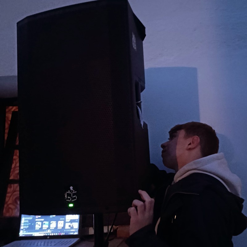 Galindo_Sound presta servicio en la subcategoría de  en 