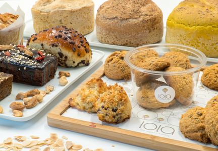 LOLA - The Organic Bakery presta servicio en la subcategoría de Catering en A Coruña