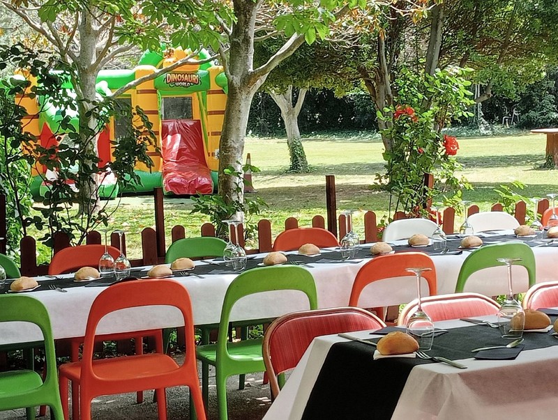 Eventos y comidas populares las buenas migas presta servicio en la subcategoría de  en 