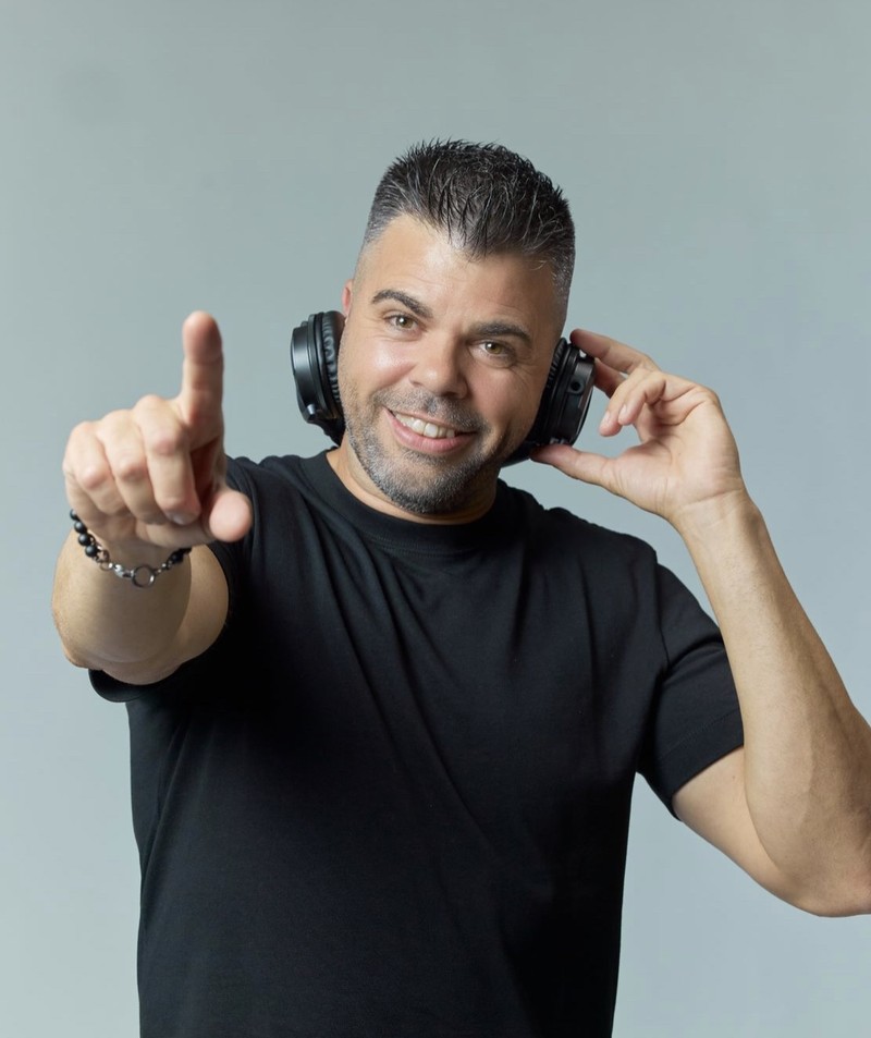 CarlosmurilloDJ presta servicio en la subcategoría de  en 