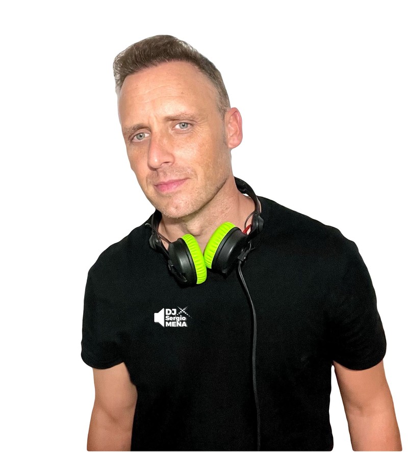 Sergio Mena presta servicio en la subcategoría de  en 