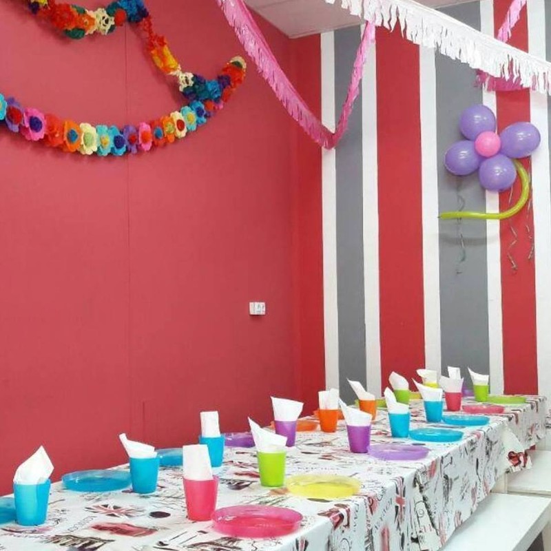 Topis Animadoras presta servicio en la subcategoría de  en 