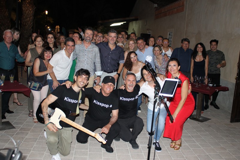 Kisspop 4U presta servicio en la subcategoría de  en 