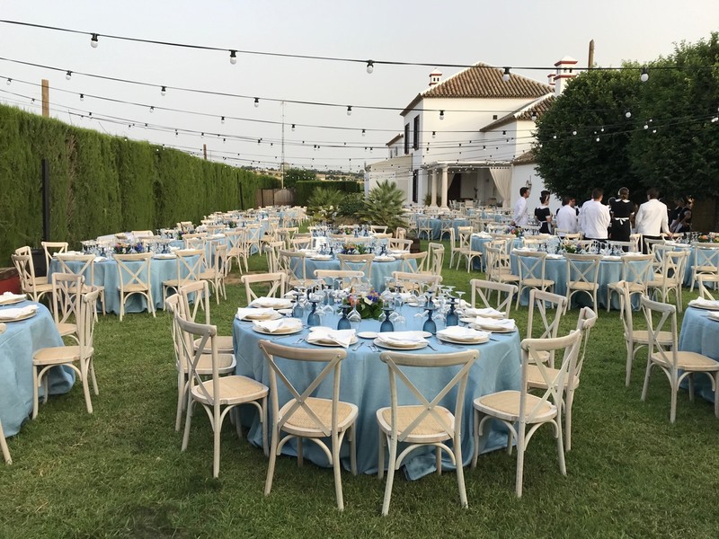 Lambel Catering presta servicio en la subcategoría de  en 