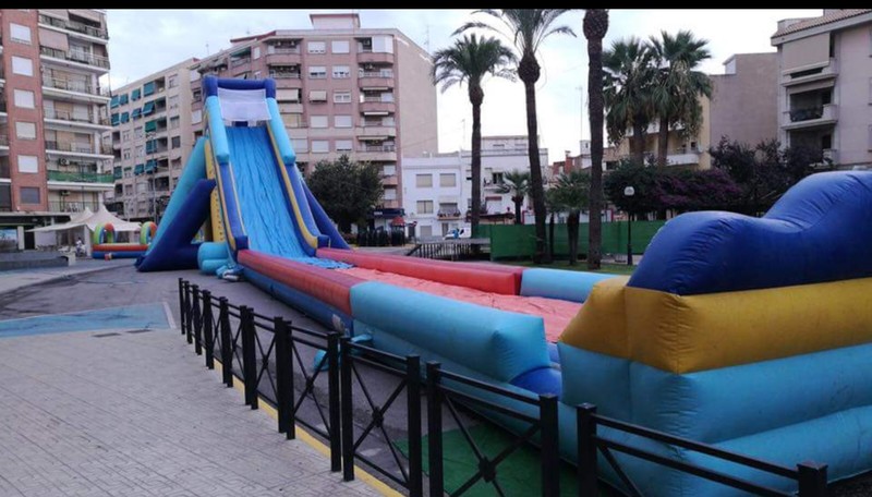 Fiestas Infantiles Pequeñín presta servicio en la subcategoría de  en 