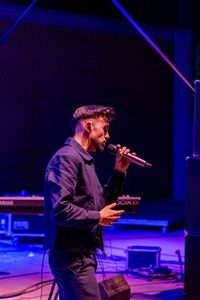 Fran Calero  presta servicio en la subcategoría de Orquestas, cantantes y grupos en Valencia