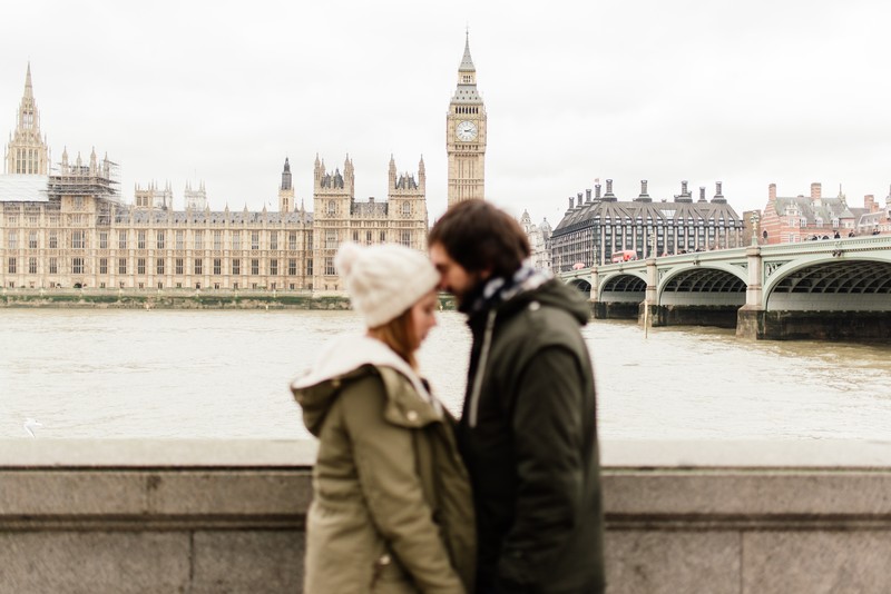 Manu Alcolado presta servicio en la subcategoría de  en 