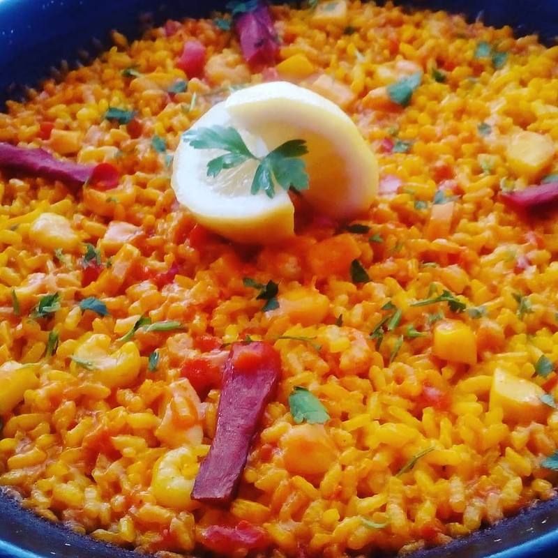 Taberna La Tata presta servicio en la subcategoría de  en 