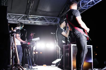 Dos Lunas Producciones presta servicio en la subcategoría de Equipos de sonido en Málaga