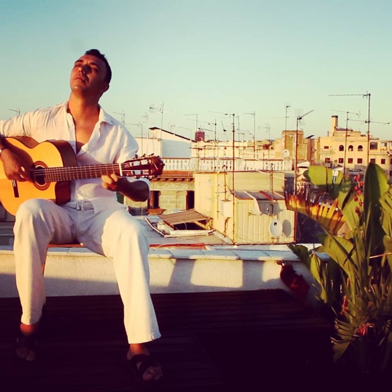 Miguel Moreno presta servicio en la subcategoría de  en 