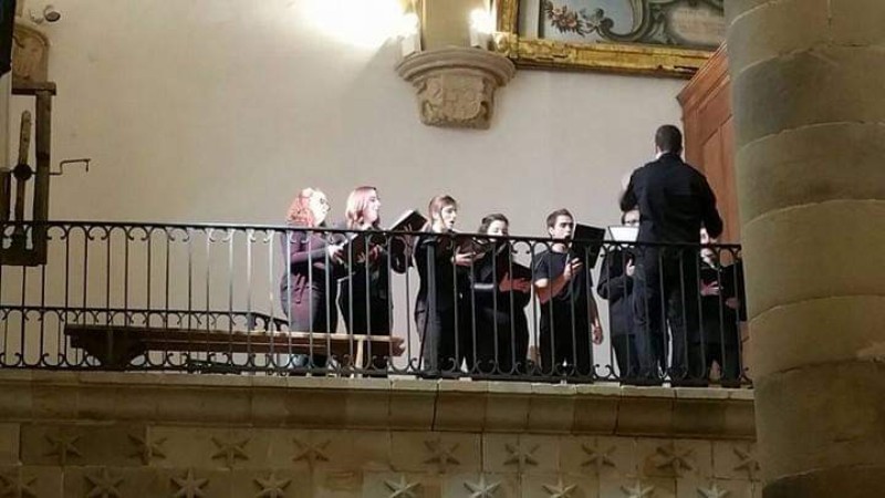 Coro Vivace Abesbatza presta servicio en la subcategoría de  en 