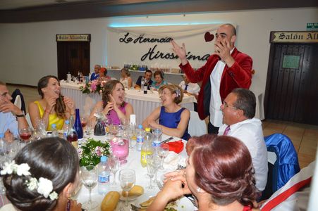 MAGIA PARA TU BODA presta servicio en la subcategoría de Magos en Murcia