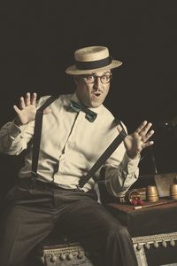 Felix Brunet presta servicio en la subcategoría de Magos en Girona