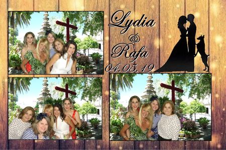 Fotomatón Andalucía presta servicio en la subcategoría de Fotomatón y Photocall en Córdoba