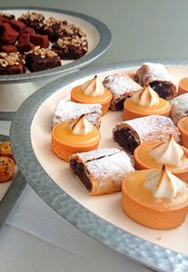 Flor de Sal Catering presta servicio en la subcategoría de Catering en Madrid