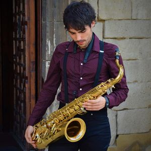 Sax on Ara - Saxofonista presta servicio en la subcategoría de Grupos de Jazz en Tarragona