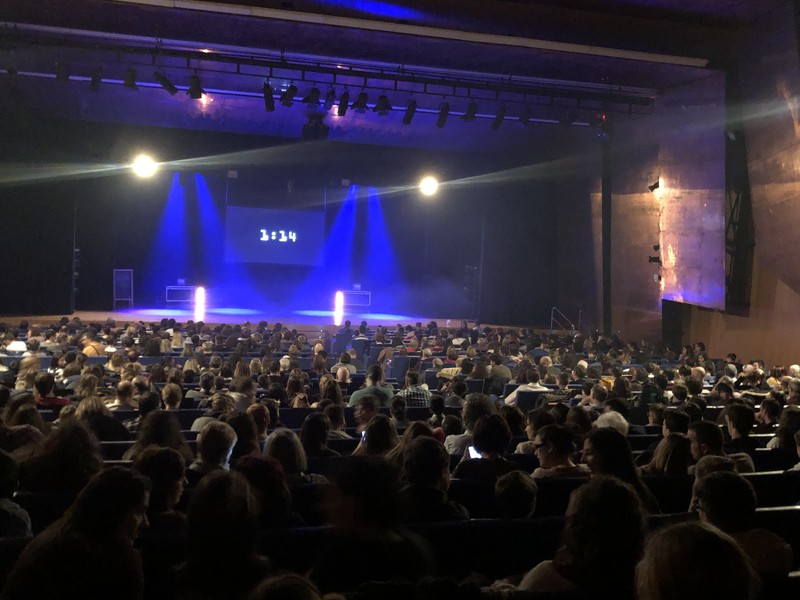 Mago Dakris presta servicio en la subcategoría de  en 