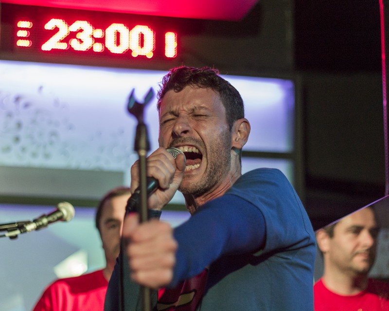 SuperHeRocks presta servicio en la subcategoría de  en 