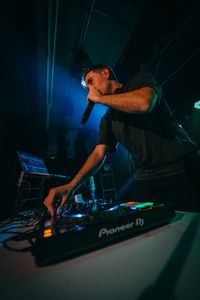 DJ Sansi presta servicio en la subcategoría de Djs en Barcelona