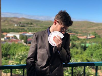 Mago Shadow presta servicio en la subcategoría de Magos en Zaragoza