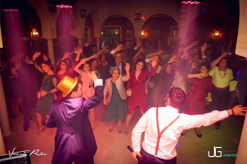 JG Eventos presta servicio en la subcategoría de  en 