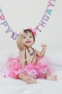 Mryn Fotografia presta servicio en la subcategoría de Fotógrafos fiestas, comuniones o bautizos en Valencia