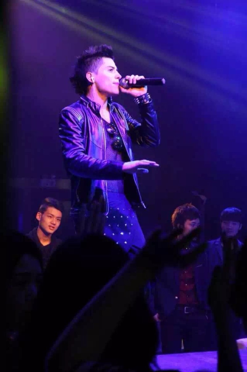 Rodrigo Muñoz presta servicio en la subcategoría de  en 