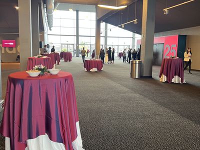 Ánfora catering presta servicio en la subcategoría de Catering en Madrid