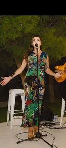 Grupo de rumbas/Música para bodas y todo tipo de eventos presta servicio en la subcategoría de Flamenco y Coros Rocieros en Murcia