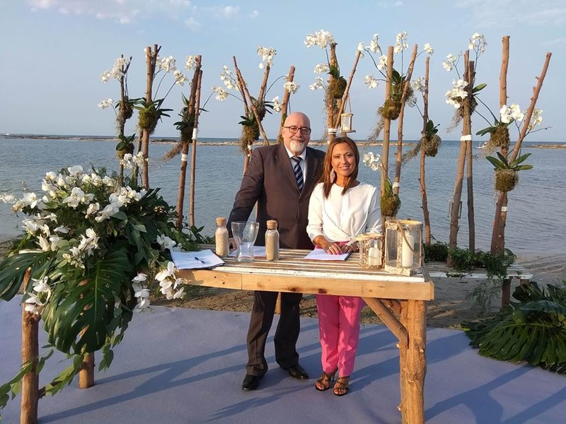 Maestro de Ceremonias presta servicio en la subcategoría de  en 