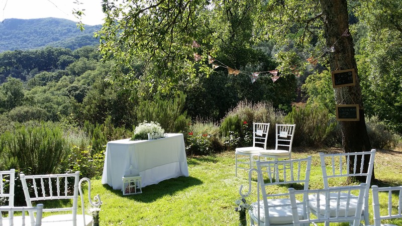 Catering 2boca2 presta servicio en la subcategoría de  en 