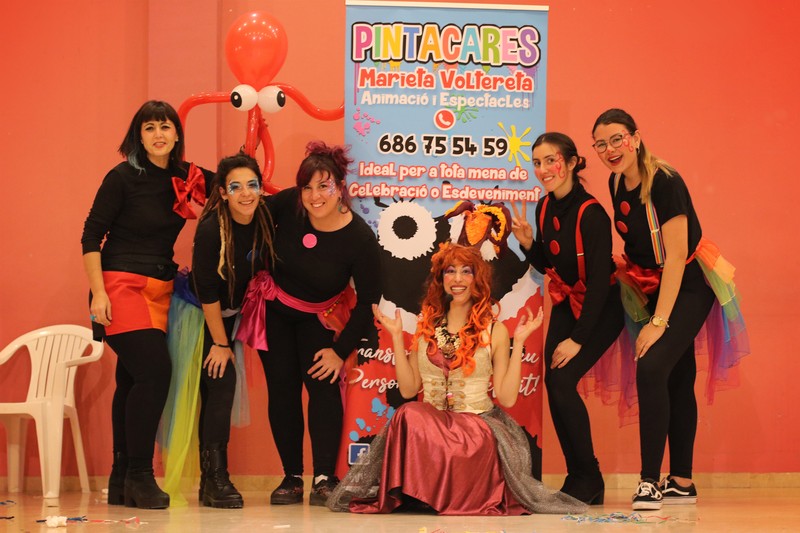 Marieta Voltereta Eventos y Espectáculos presta servicio en la subcategoría de  en 