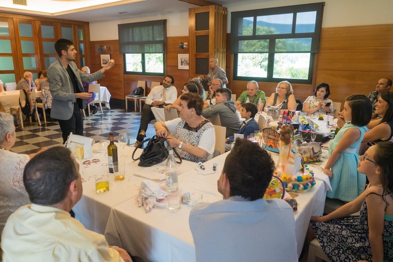 Mago Jon Ander presta servicio en la subcategoría de  en 